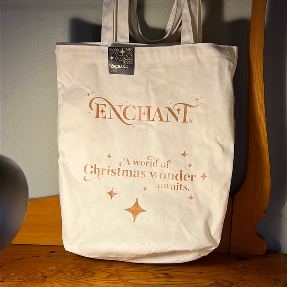 Enchant Christmas Wonder White Tote Bags Set of 2 NWT - Picture 2 of 5